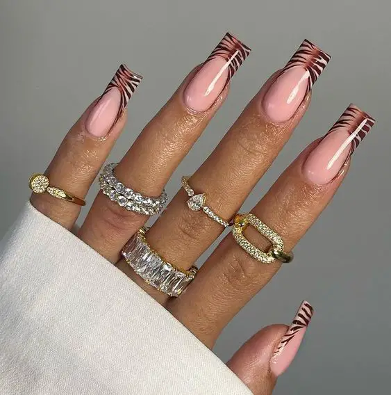 2024 Acrylic Summer Nails: Nail the Trendiest Looks