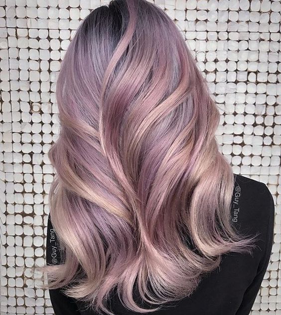Discover the Hottest Spring Hair Colors of 2024