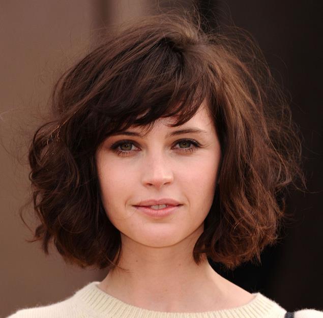 31 Wavy Bob Haircuts That Will Make You Stand Out