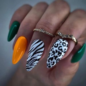 Simple Summer Nail Designs 2023: 19 Ideas - thepinkgoose.com