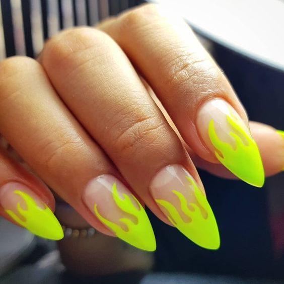 Summer 2023 Almond Nail Designs: 25 Ideas - thepinkgoose.com