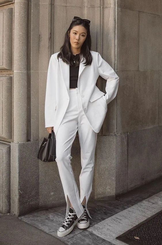 21 Chic Business Casual Outfit Ideas for 2023