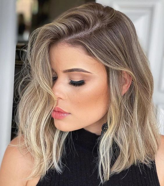 Shoulder Length Haircuts: 17 Trendy Ideas - thepinkgoose.com