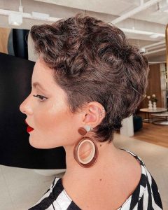 17 Original Curly Pixie Haircut Ideas: Embrace Your Natural Curls with Style!