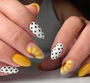 15 Chic Fall Yellow Nail Designs for 2023
