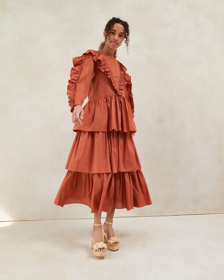 17 Chic Linen Dress Ideas for Fall 2023: Embrace Comfort and Style