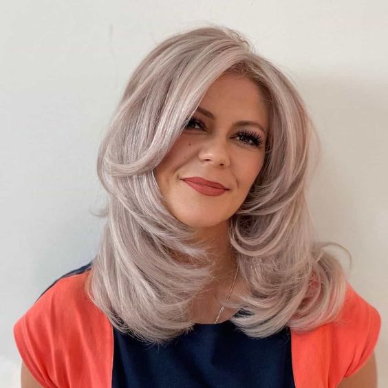 15 Chic Fall Haircuts for Women Over 40: Embrace Timeless Elegance