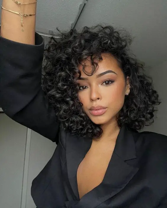 17 Stylish Fall Hairstyles for Black Women in 2023