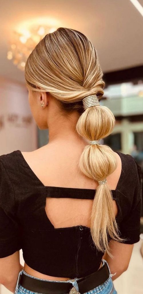 15 Chic Shoulder-Length Ponytail Ideas for a Trendy Look