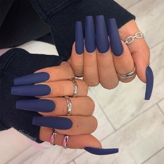 17 Chic Monochrome Fall Nail Ideas for 2023: Elevate Your Coffin Nails