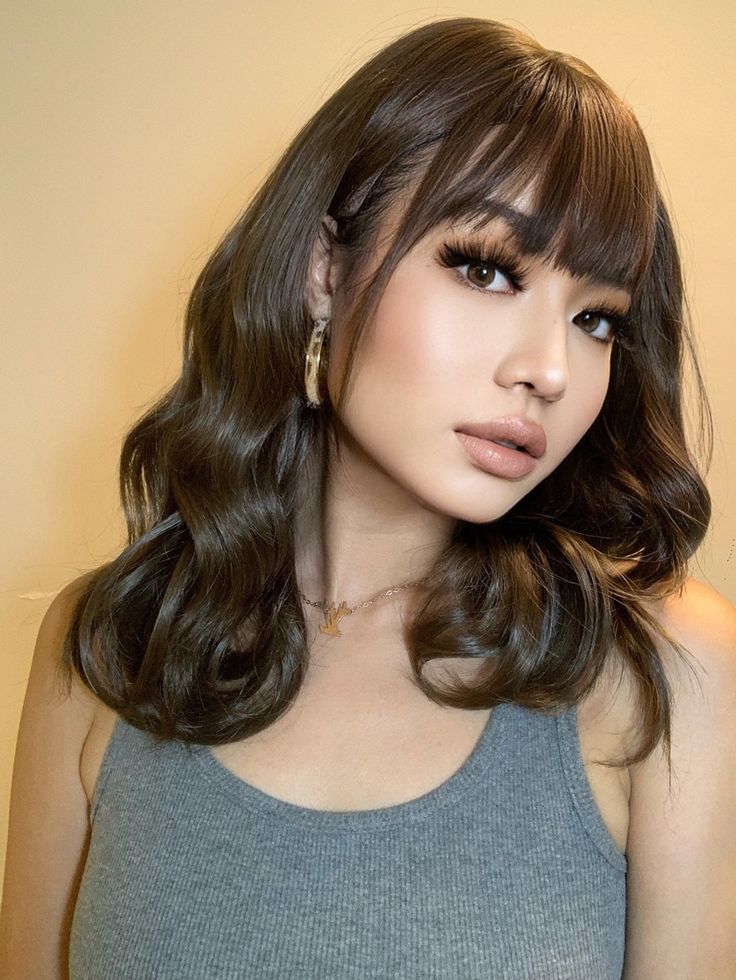 17 Gorgeous Fall Hair Colors with Bangs: Ideas to Embrace the Seasonal Transformation