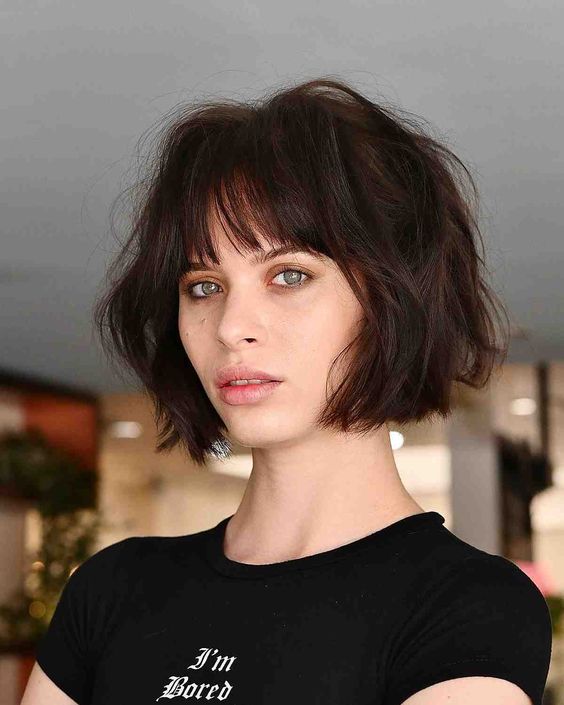 17 Trendy Fall Hairstyles with Bangs for 2023