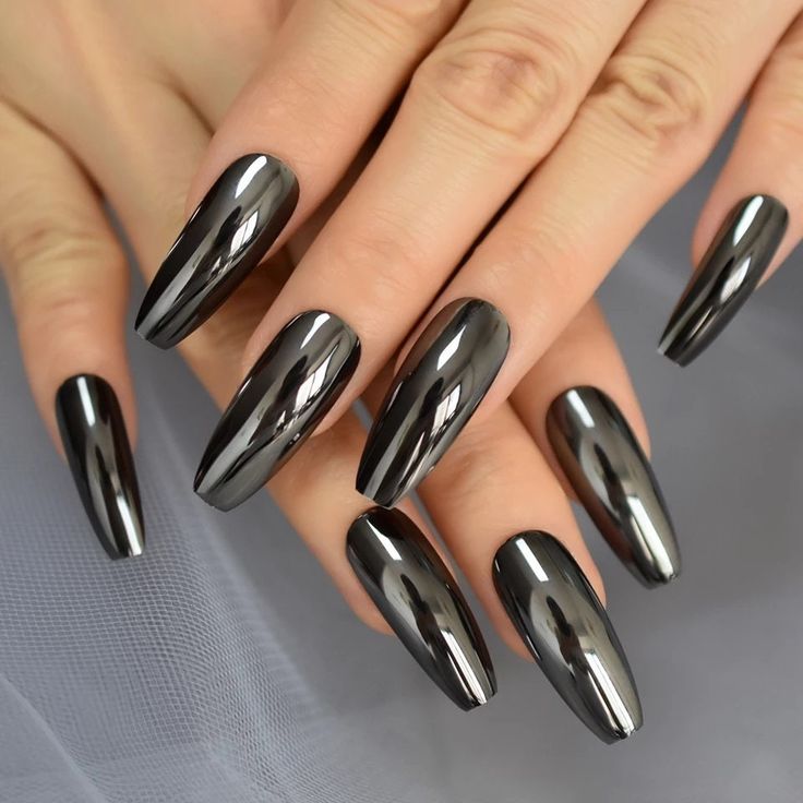 17 Chic Monochrome Fall Nail Ideas for 2023: Elevate Your Coffin Nails