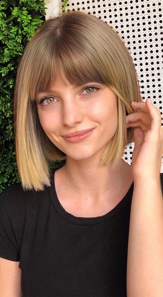 15 Trendy Fall Haircuts with Long Bangs