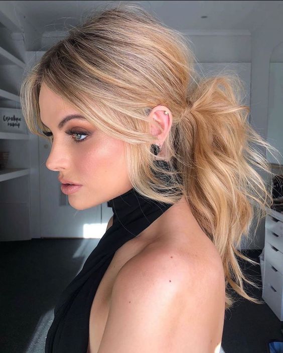 17 Stunning Ponytail Hairstyles for Fall 2023