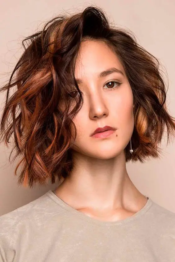 15 Gorgeous Fall Haircuts for Oval Faces in 2023