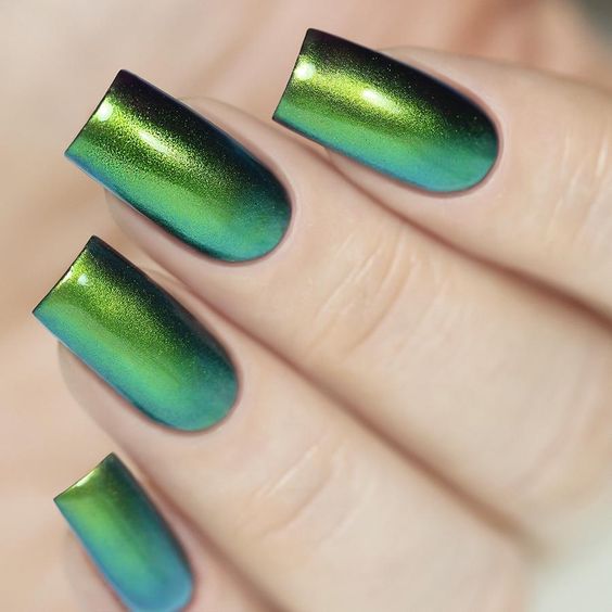 17 Gorgeous Green Fall Nail Ideas for 2023: Embrace the Natural Charm!