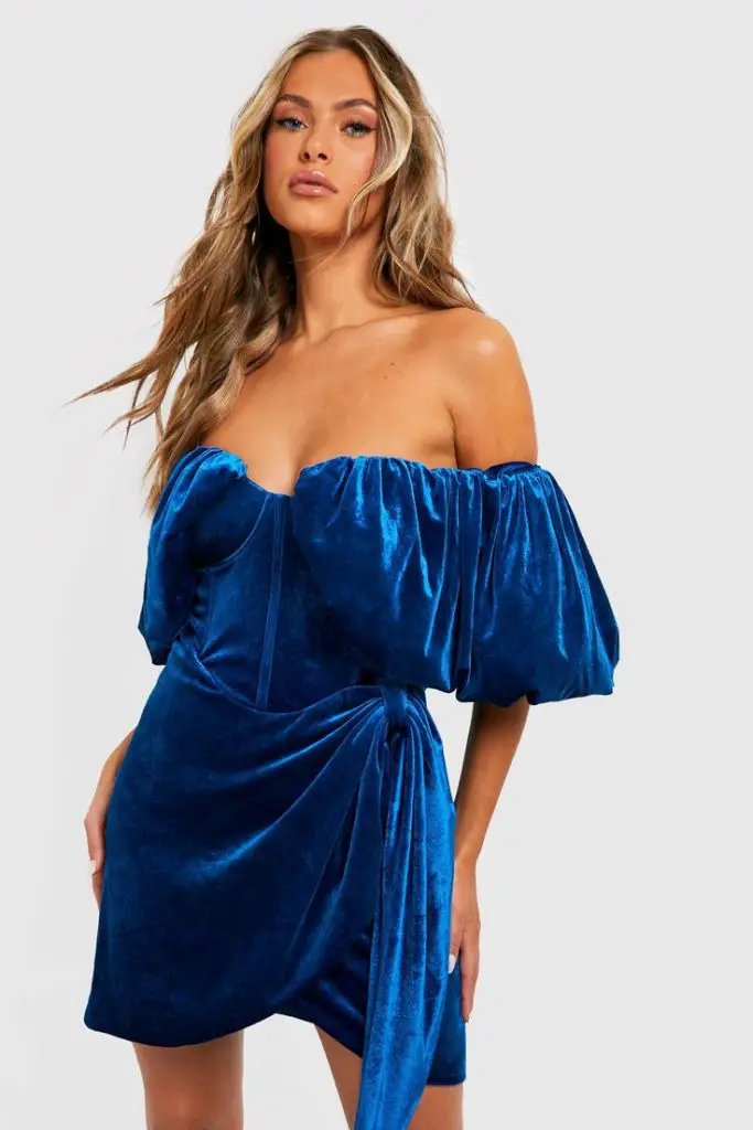 Velvet Dresses for Fall 2023: 15 Opulent Ideas