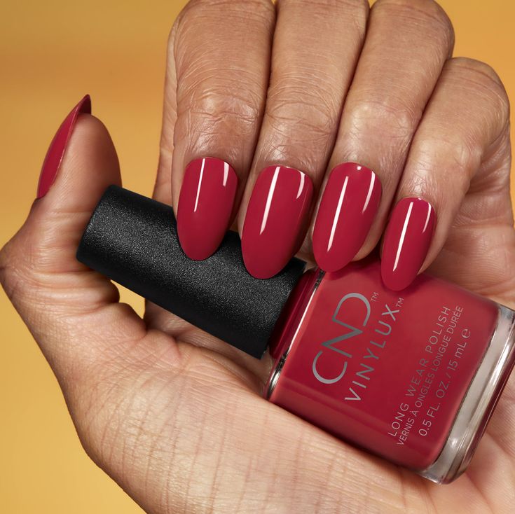 15 Trendy Fall Nail Colors for Black Women in 2023