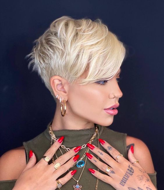 17 Bold and Spiky Pixie Haircut Ideas for a Daring Look