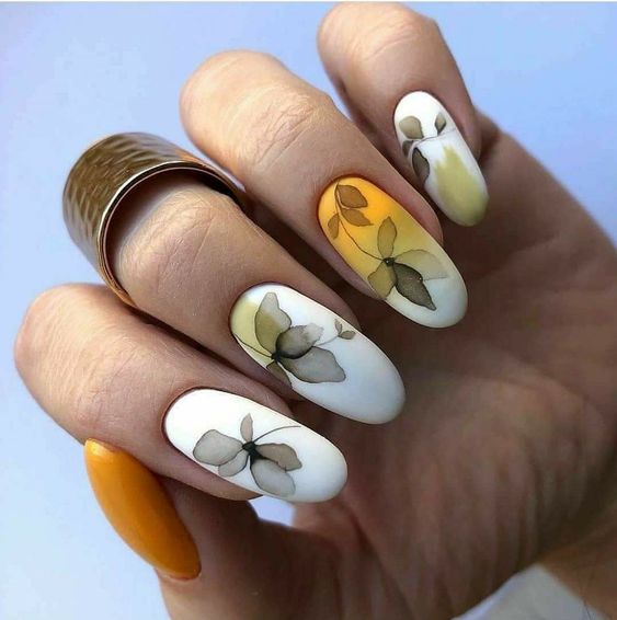 17 Aesthetic Nail Design Ideas for Instagram-Worthy Manicures