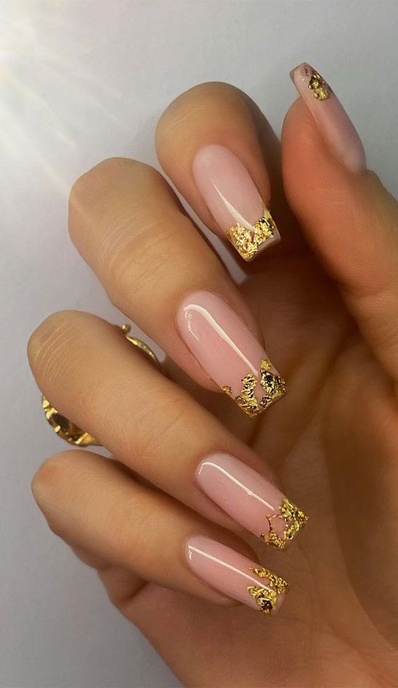17 Chic French Tip Nail Ideas for Natural Nails