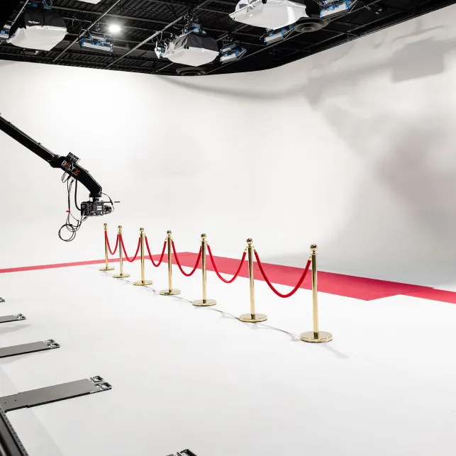 Stylephotos.com: Elevate Your Visual Storytelling with Cyclorama Photography and Cyc Stage Walls