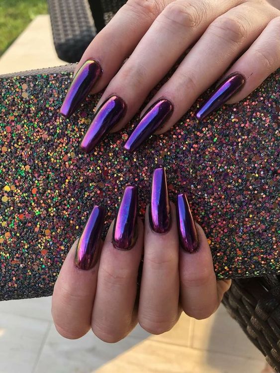 17 Enchanting Purple Chrome Nail Design Ideas
