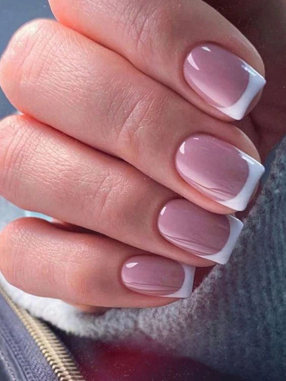 17 Chic French Tip Nail Ideas for Natural Nails