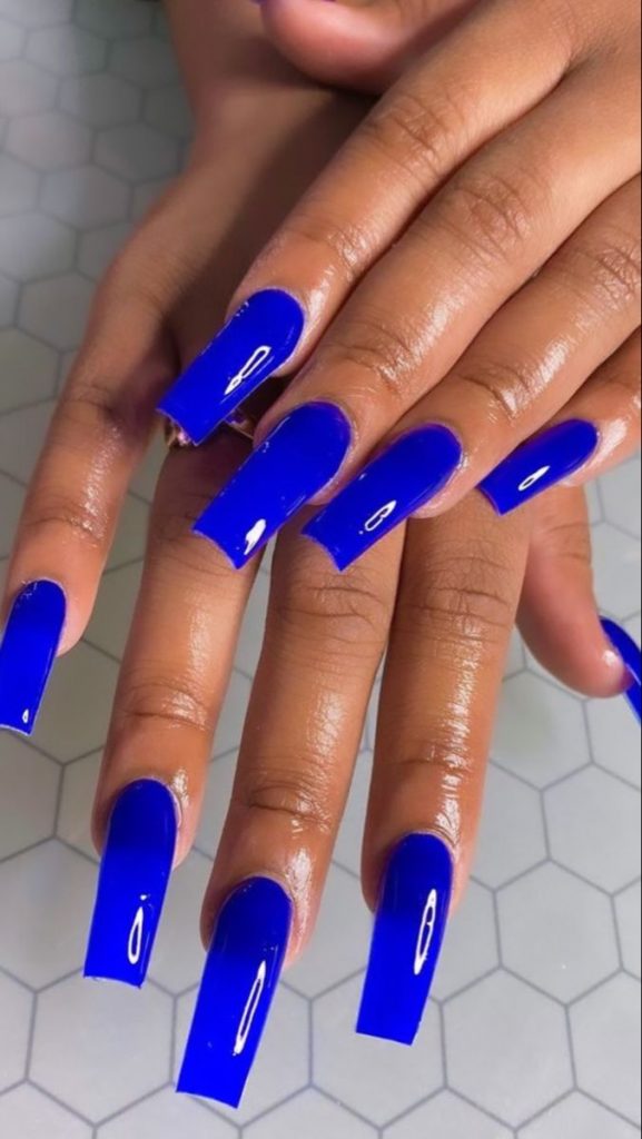 15 Stunning Nail Color Ideas for Dark Skin Tones
