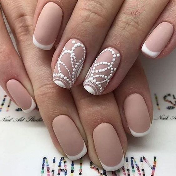 21 Chic French Tip Nail Design Ideas for Timeless Elegance