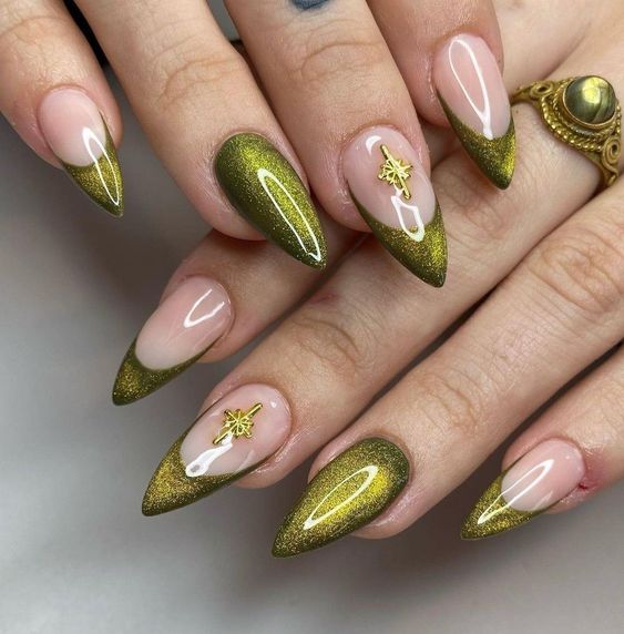 15 Glamorous Almond Nails Chrome Ideas