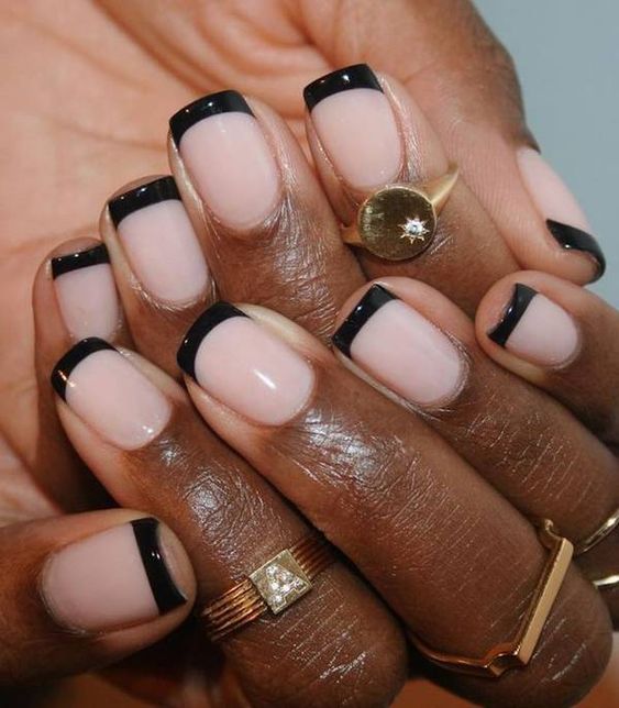 17 Stylish French Nail Color Ideas for Timeless Elegance
