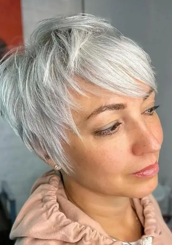 15 Stylish Short Hairstyle Ideas for Women Over 50
