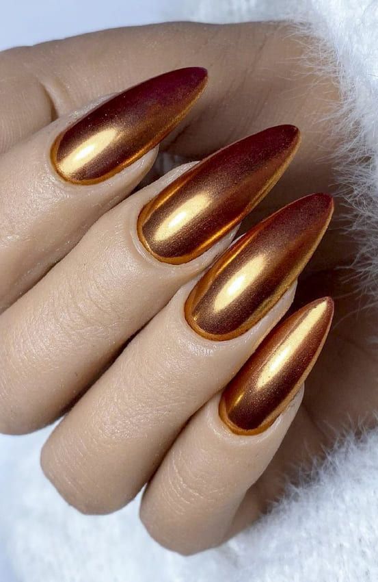 17 Glamorous Gold Chrome Nail Design Ideas