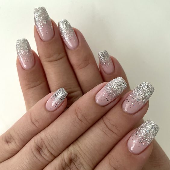 19 Stunning Silver Nail Design Ideas for a Dazzling Look