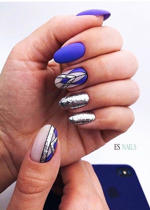 17 Stylish Blue Nail Trends for Winter 2023-2024