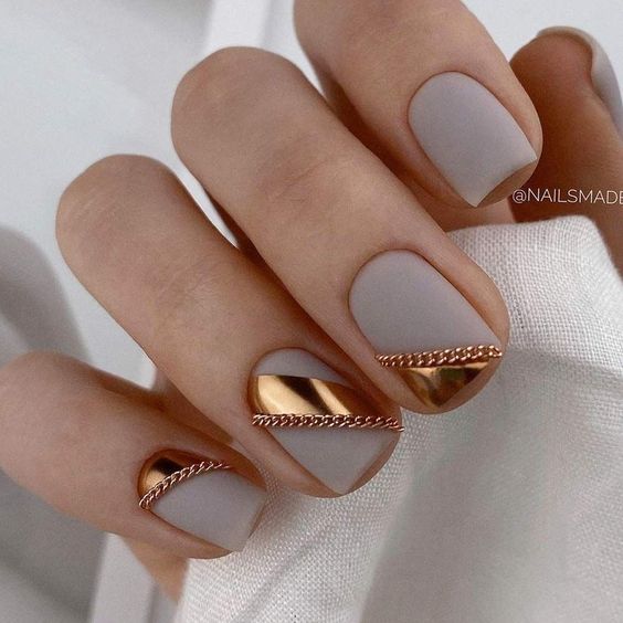 Winter Square Short Nails 2023-2024: 15 Creative Ideas