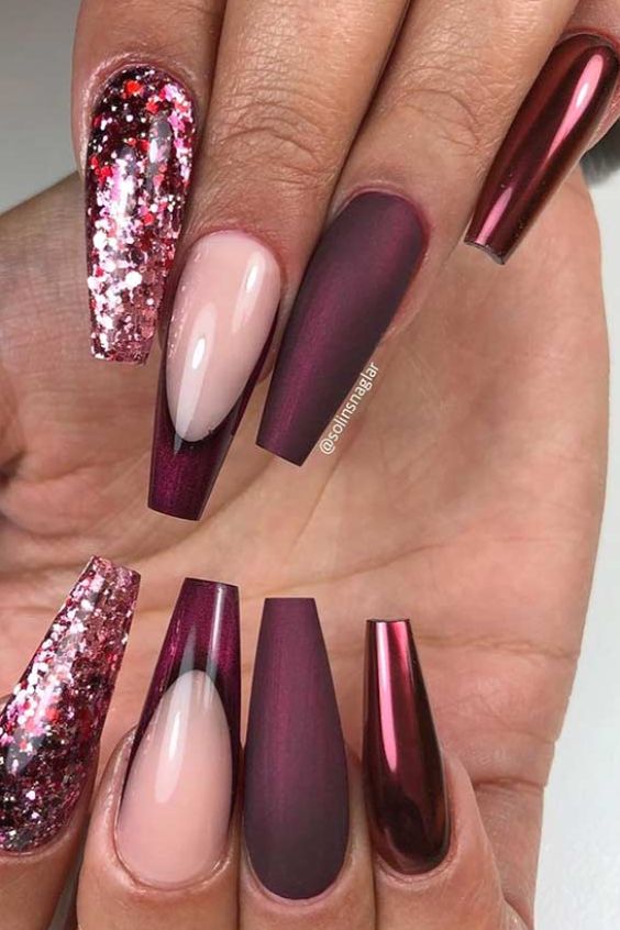 Elegant Winter Nails 2023-2024: 19 Inspiring Ideas