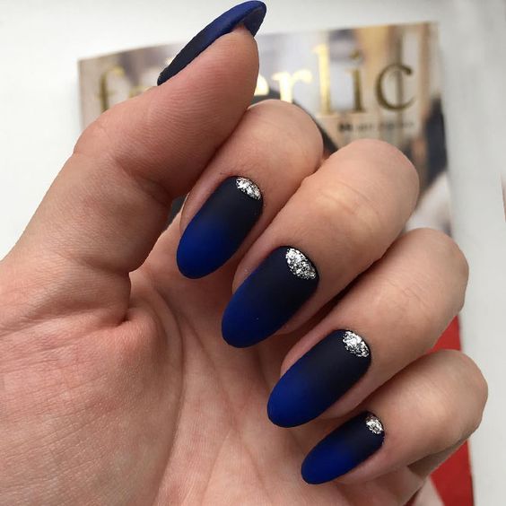 19 Stunning Matte Nail Colors for Winter 2023-2024