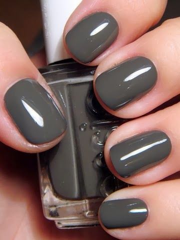 17 Stylish Dark Winter Nail Colors for 2023-2024