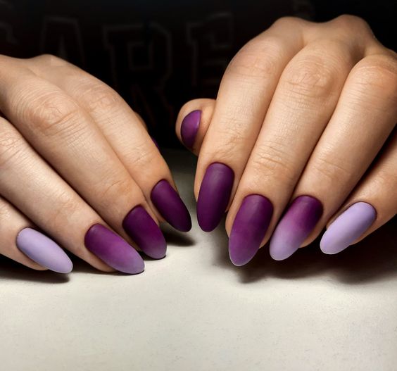 Ombre Nail Colors Ideas Winter 2023-2024: 17 Stylish Suggestions