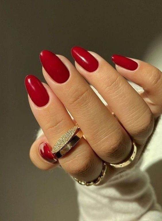 Natural Winter Nail Colors 2023-2024: 15 Timeless Ideas