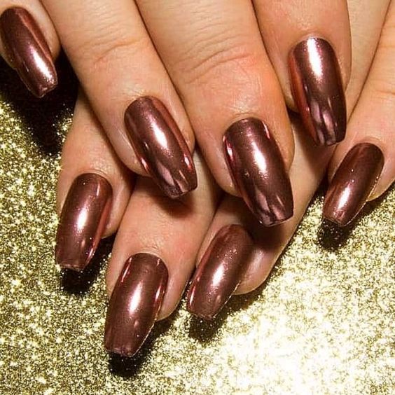 17 Trendy Winter Nail Colors for 2023-2024