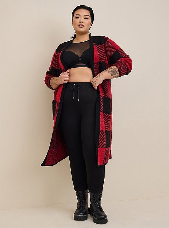 Winter Outfits Plus Size 2023-2024: 17 Stylish and Cozy Ideas