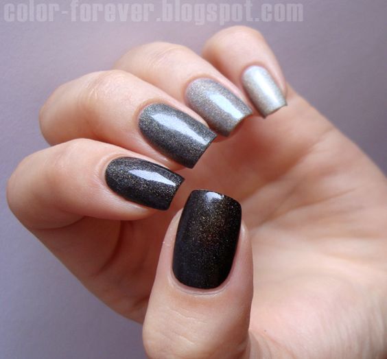15 Chic Grey Nail Colors for Winter 2023-2024