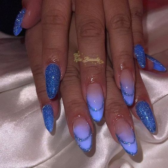 17 Stylish Blue Nail Trends for Winter 2023-2024