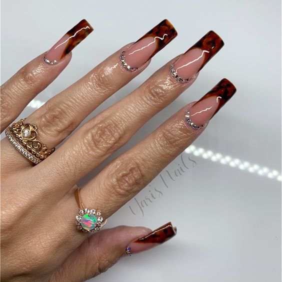 17 Long French Winter Nail Ideas for 2023-2024