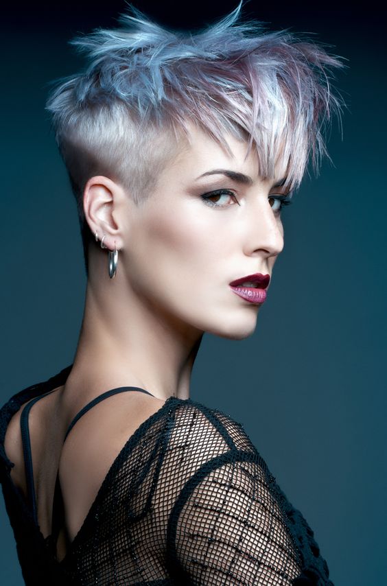 17 Stylish Winter Pixie Haircuts for 2023-2024 - thepinkgoose.com