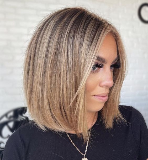 17 Lob Haircut Ideas for 2024: From 90s Vibes to Modern Chic